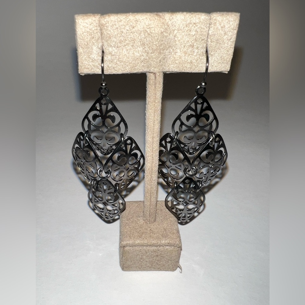 Lia Sophia black dangle earrings, lightweight